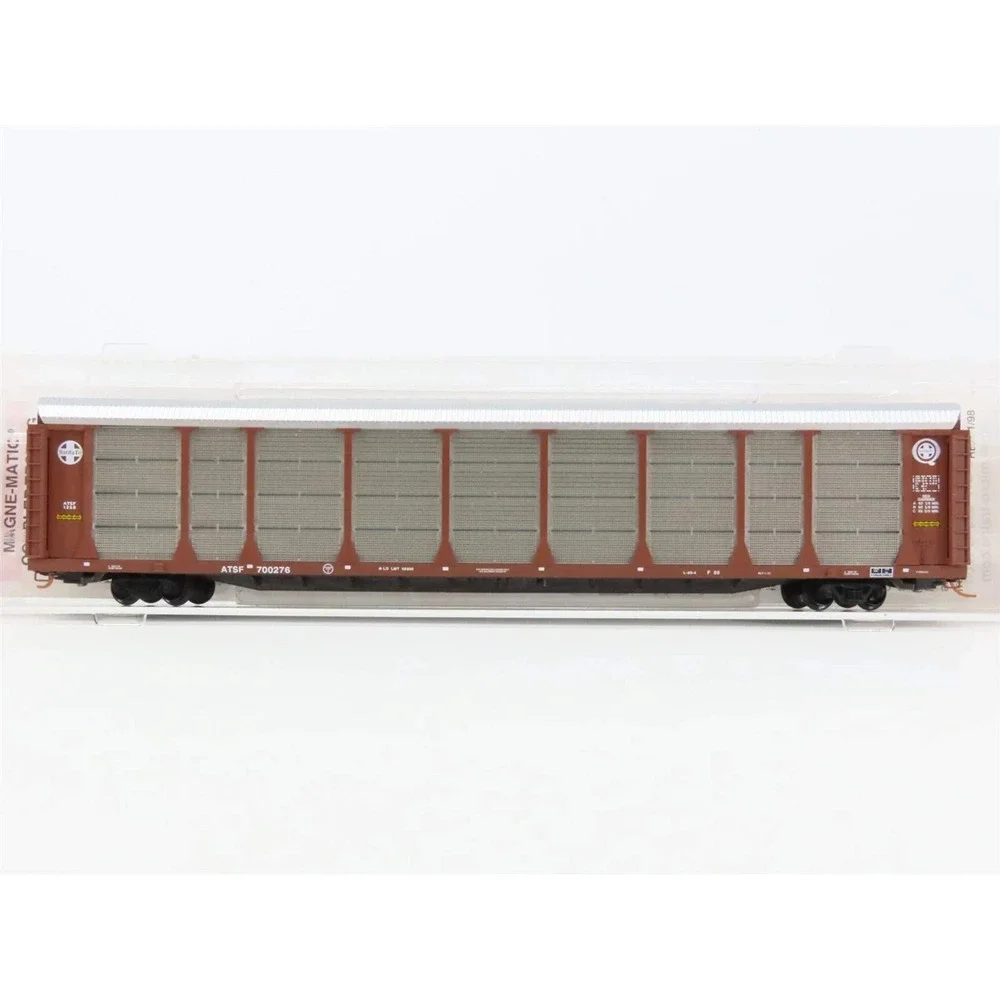 N Scale Micro-Trains 111010 ATSF Santa Fe 89' Tri-Level Closed Auto Rack #700276